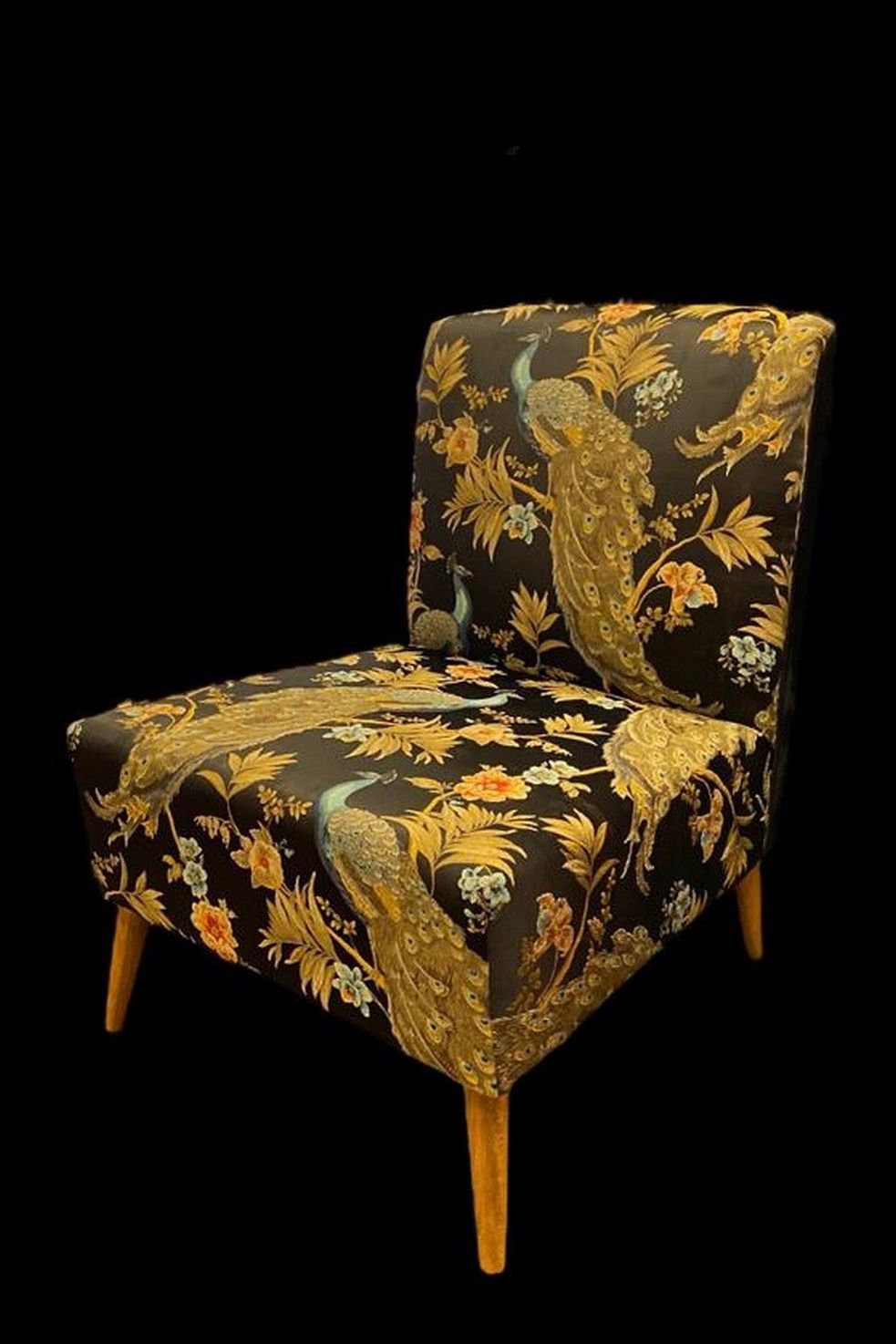 Peacock Armchair Black